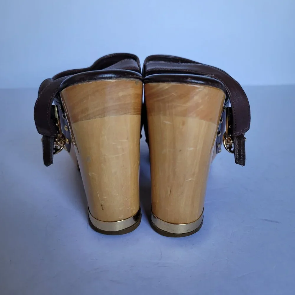 Tory Burch Brayden Perforated Leather Logo Slingback Wood Clogs. Size 7.5M